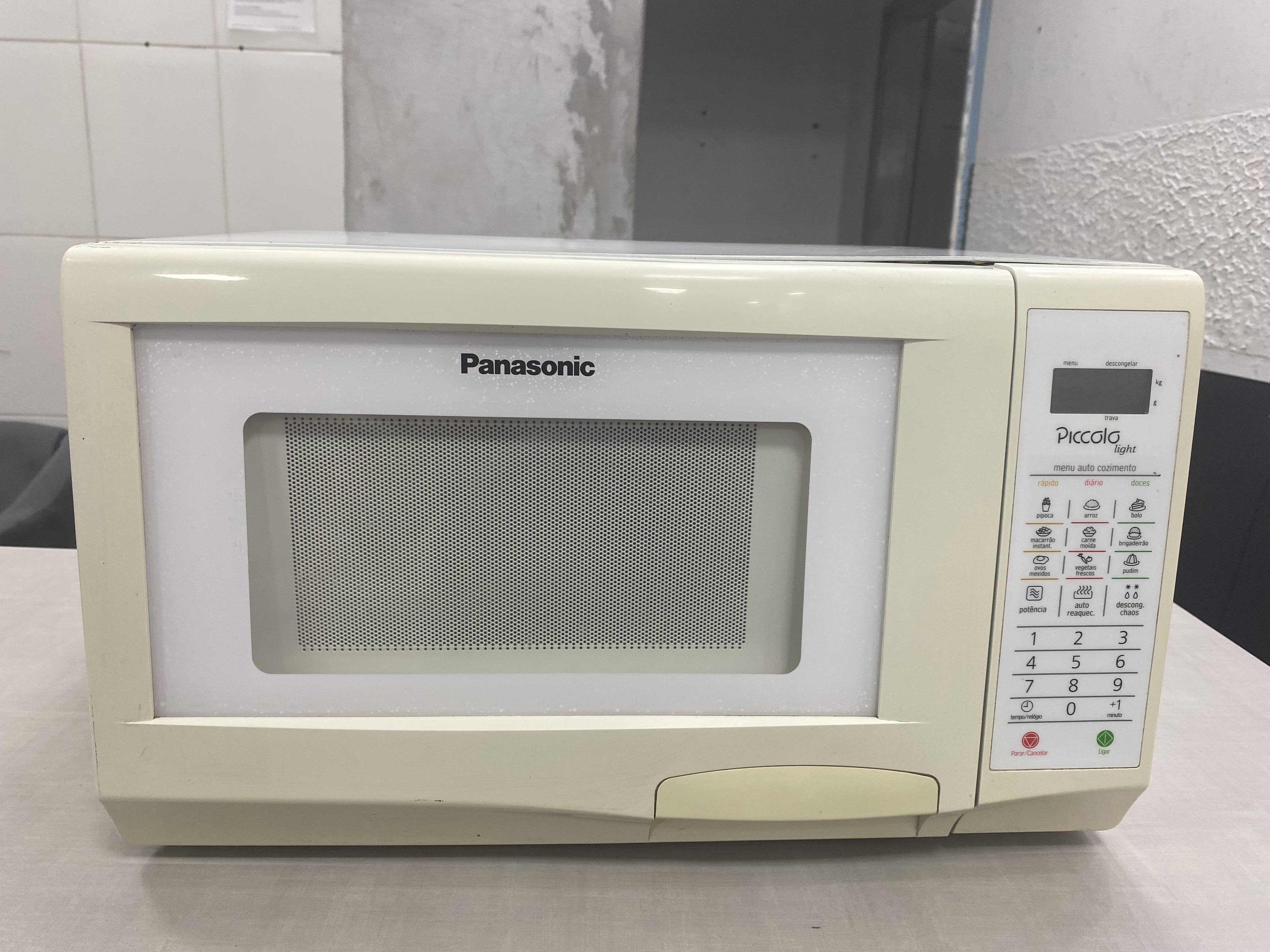 Panasonic NN-ST369